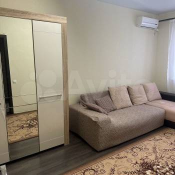 Сдается 1-комнатная квартира, 36 м²