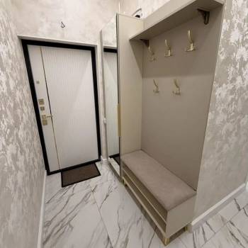 Продается 1-комнатная квартира, 48 м²