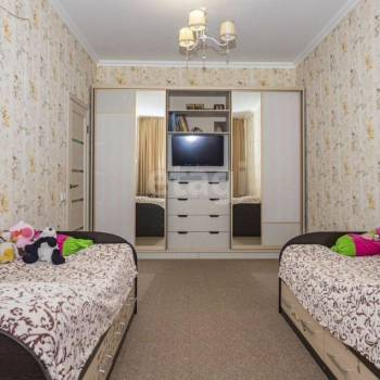 Сдается Многокомнатная квартира, 65 м²