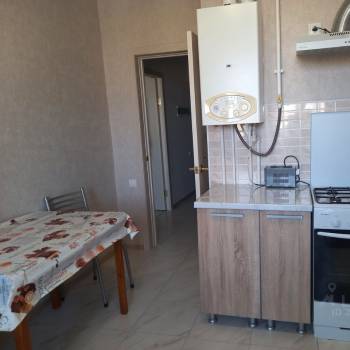 Сдается 1-комнатная квартира, 47 м²