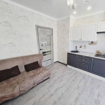 Продается 1-комнатная квартира, 50 м²