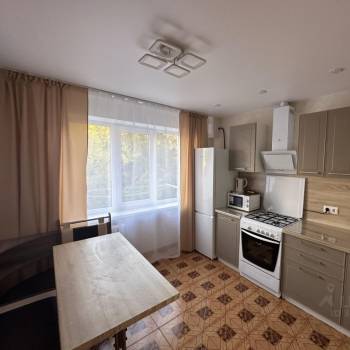 Сдается 2-х комнатная квартира, 50 м²