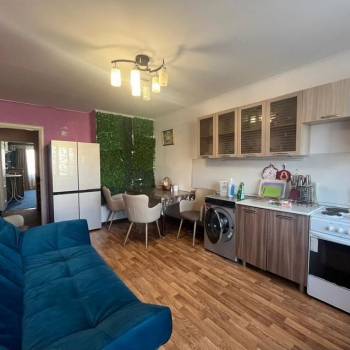 Сдается Многокомнатная квартира, 84 м²