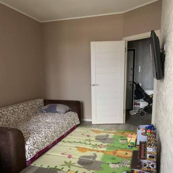 Продается 1-комнатная квартира, 43 м²