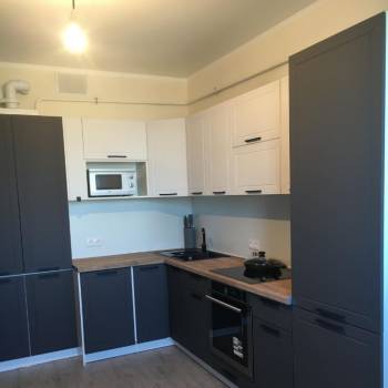 Продается 1-комнатная квартира, 43 м²