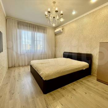 Продается 1-комнатная квартира, 49 м²