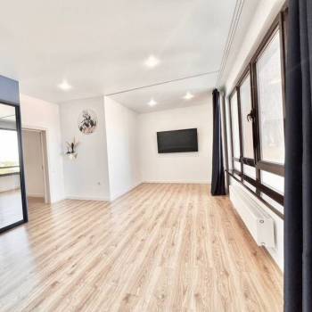 Продается 3-х комнатная квартира, 91 м²