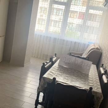 Сдается 1-комнатная квартира, 52 м²