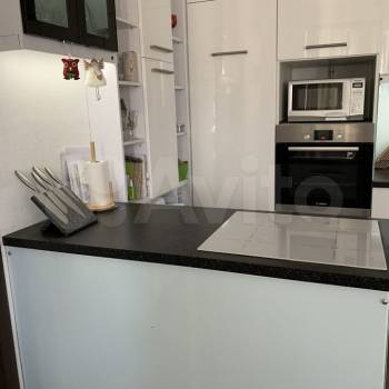 Продается 2-х комнатная квартира, 71,6 м²