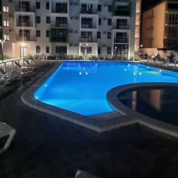 Продается 1-комнатная квартира, 54 м²