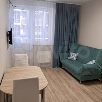 Сдается 1-комнатная квартира, 40 м²