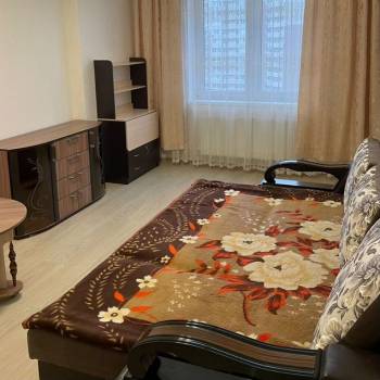 Сдается 1-комнатная квартира, 45 м²