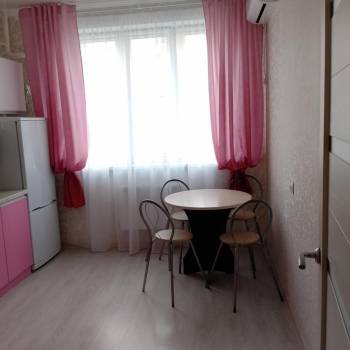 Сдается 1-комнатная квартира, 37,5 м²