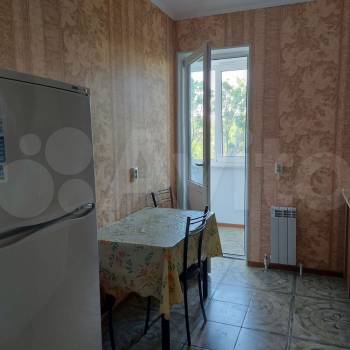 Сдается 1-комнатная квартира, 42,7 м²