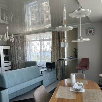 Сдается 2-х комнатная квартира, 75 м²