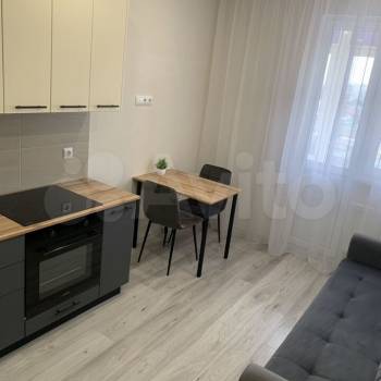 Продается 1-комнатная квартира, 39,4 м²