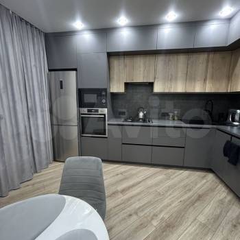 Продается 1-комнатная квартира, 40,6 м²