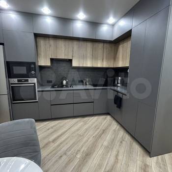 Продается 1-комнатная квартира, 40,6 м²
