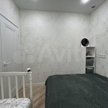 Продается 1-комнатная квартира, 40,6 м²