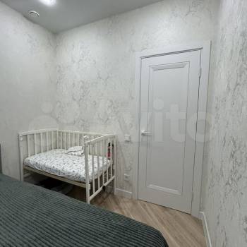 Продается 1-комнатная квартира, 40,6 м²