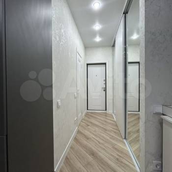 Продается 1-комнатная квартира, 40,6 м²