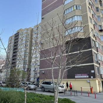 Продается 1-комнатная квартира, 44 м²