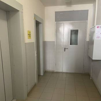 Продается 1-комнатная квартира, 44 м²