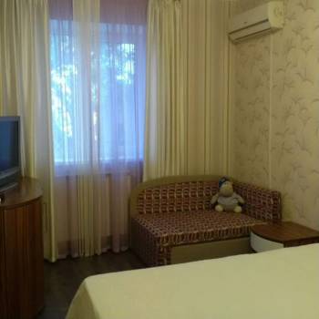 Продается 1-комнатная квартира, 37 м²