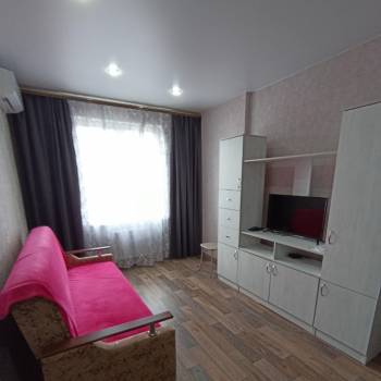 Сдается 1-комнатная квартира, 56,6 м²