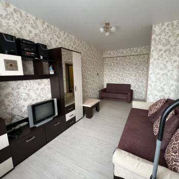 Продается 1-комнатная квартира, 35 м²