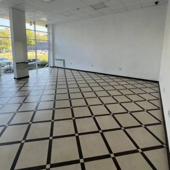 Сдается Нежилое помещение, 68 м²