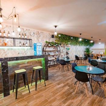 Продается Нежилое помещение, 1200 м²