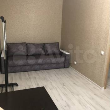 Сдается 1-комнатная квартира, 37,3 м²