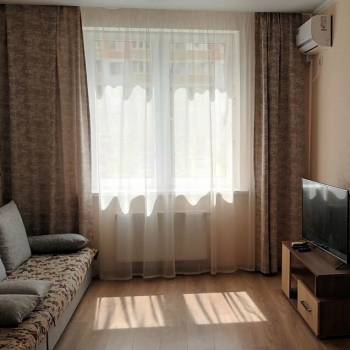 Сдается 1-комнатная квартира, 43 м²