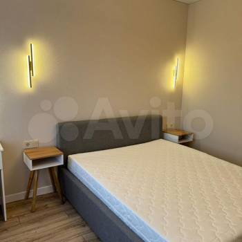 Сдается 1-комнатная квартира, 42 м²