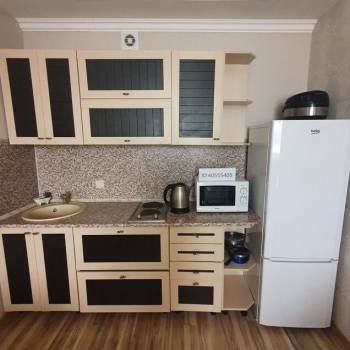 Сдается 1-комнатная квартира, 49 м²