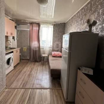 Продается 1-комнатная квартира, 13,5 м²