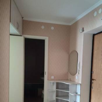 Сдается 1-комнатная квартира, 60 м²