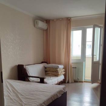 Сдается 1-комнатная квартира, 60 м²