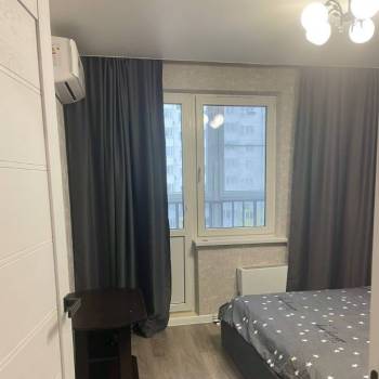 Сдается 1-комнатная квартира, 37 м²