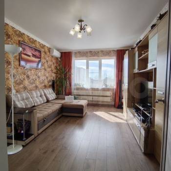 Продается 3-х комнатная квартира, 63 м²