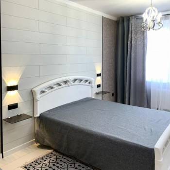 Сдается 1-комнатная квартира, 42 м²