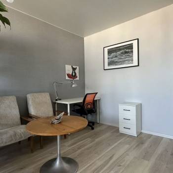 Продается 1-комнатная квартира, 50 м²