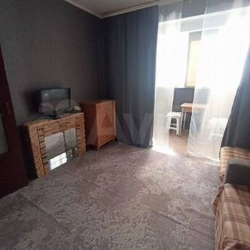 Продается 1-комнатная квартира, 28,6 м²