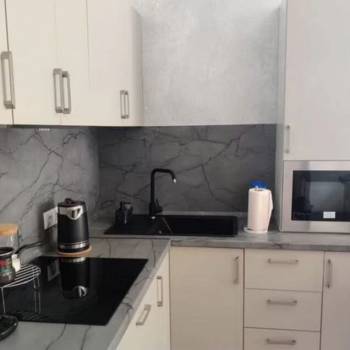Продается 1-комнатная квартира, 32 м²