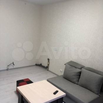 Продается 1-комнатная квартира, 30 м²