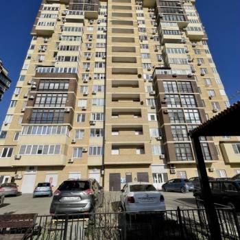 Продается 1-комнатная квартира, 43 м²