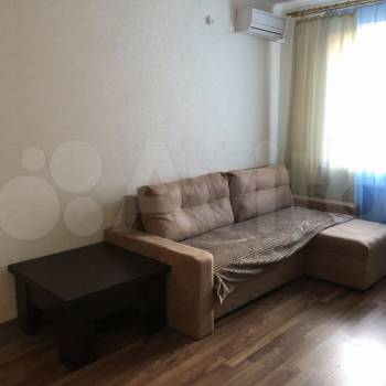 Продается 1-комнатная квартира, 45 м²
