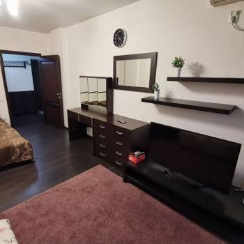 Сдается 1-комнатная квартира, 41 м²