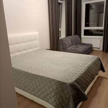 Продается 1-комнатная квартира, 45 м²